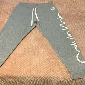 Women’s size medium, drawstring Calvin Klein performance